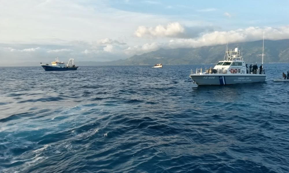 Χαλκιδική: Τρεις αγνοούμενοι με κανό μεταξύ Μένδης και Ν. Σκιώνης
